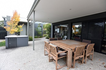 Outside lounge area with lot's of chairs